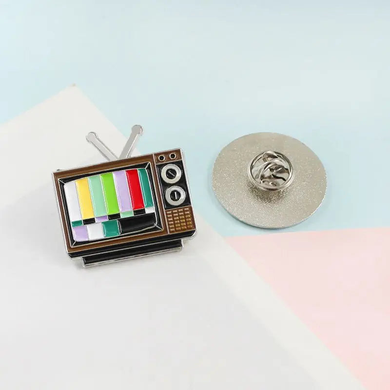 Vintage TV Pin No Signal Lapel Pin