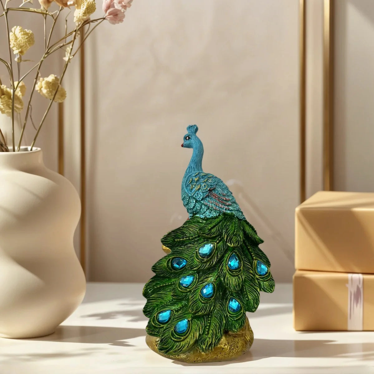1 Piece of Artistic Peacock Resin Craft Sculpture