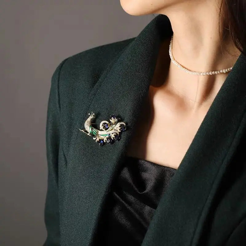 Luxury and fashionable peacock pin