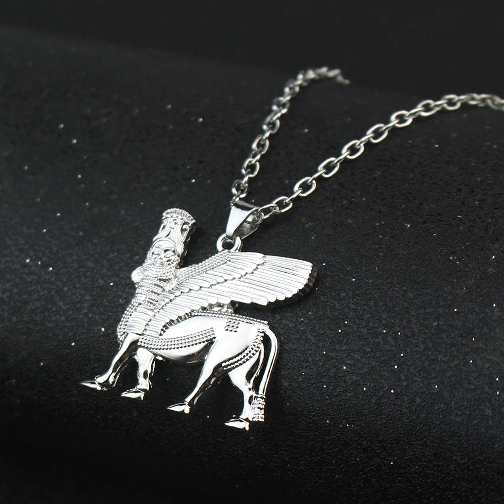 Ashur Pendant Necklace