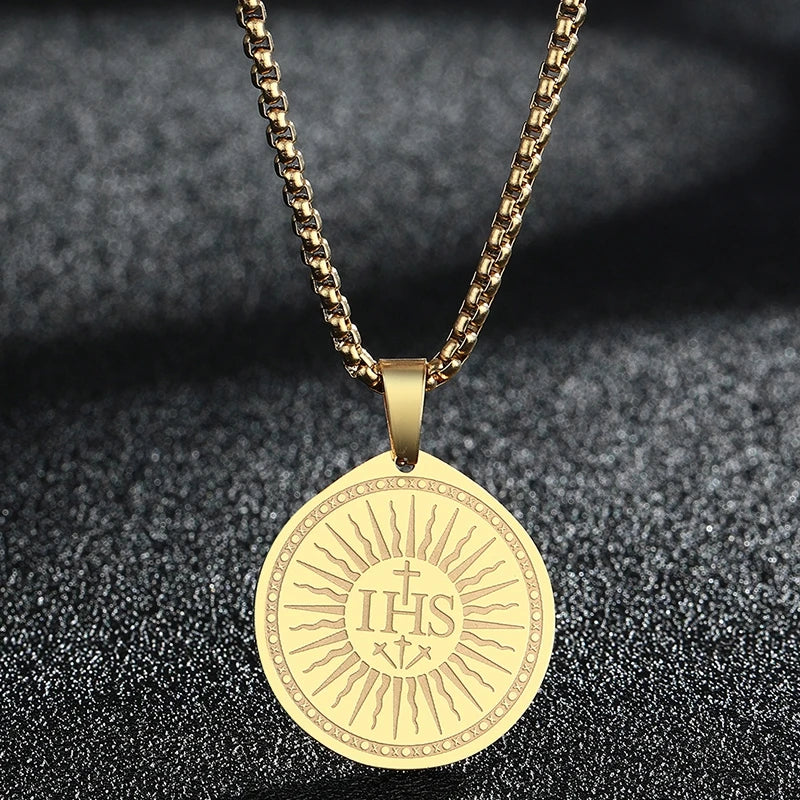 Engraved Star Pendant Necklace