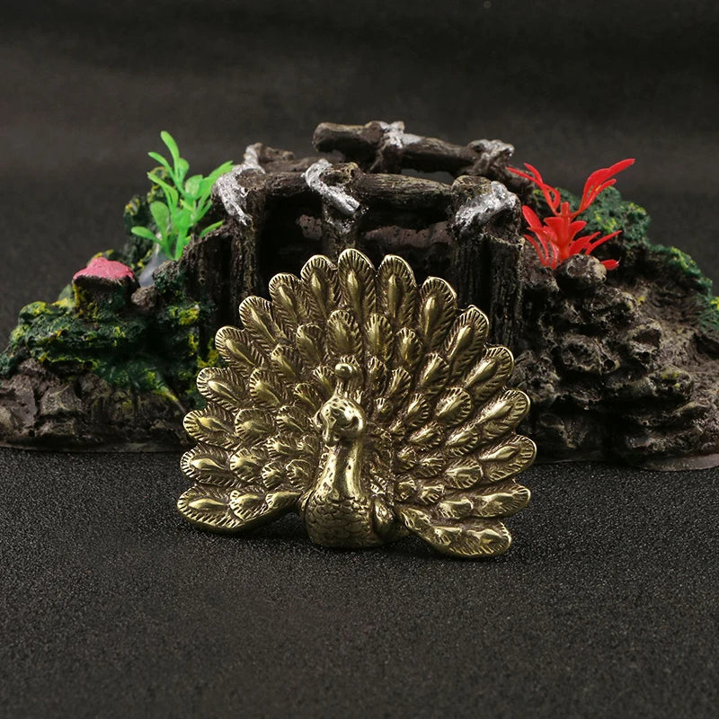 1Pcs Vintage Peacock Statue