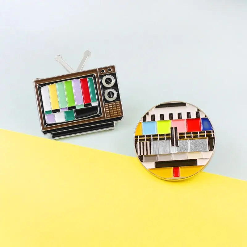 Vintage TV Pin No Signal Lapel Pin