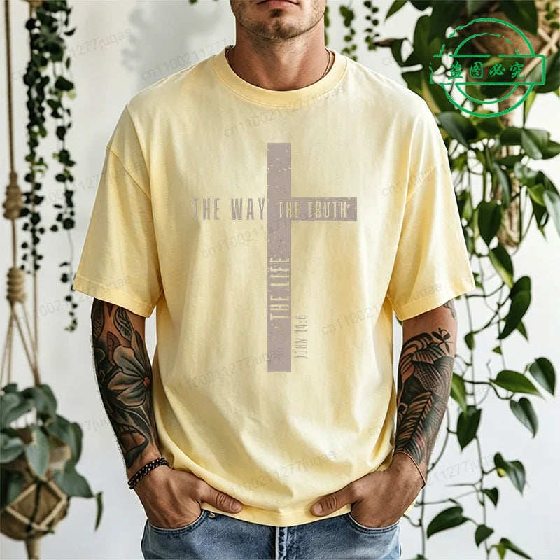 Men Jesus Is King Graphic T-Shirt