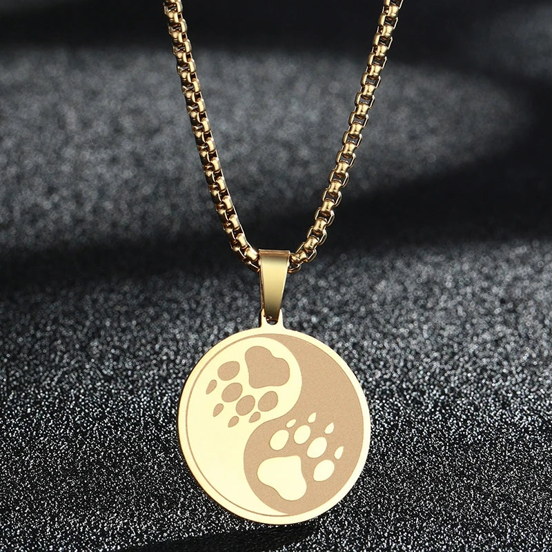 Engraved Star Pendant Necklace
